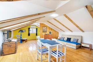 Апартаменты Zoky Cozy Attic Херцег-Нови Апартаменты-21